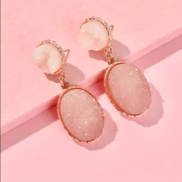 Anthro Druzy Quartz Earrings in blush - Picture 2 of 4